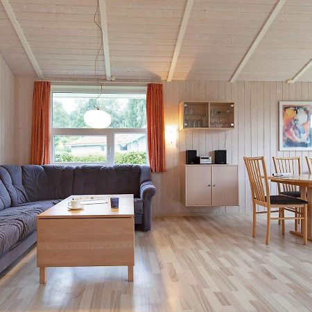 Three-Bedroom Holiday Home In Groemitz 11 Экстерьер фото