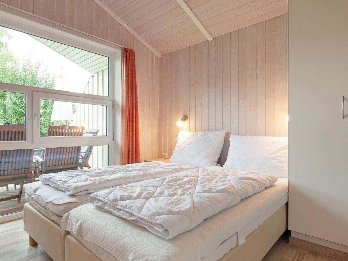 Three-Bedroom Holiday Home In Groemitz 11 Экстерьер фото